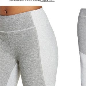 Outdoor voices two-Tone Warmup Crop Leggings